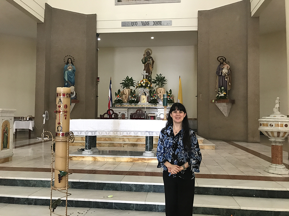 Canto de funerales Ministerio de Silvia Rodriguez